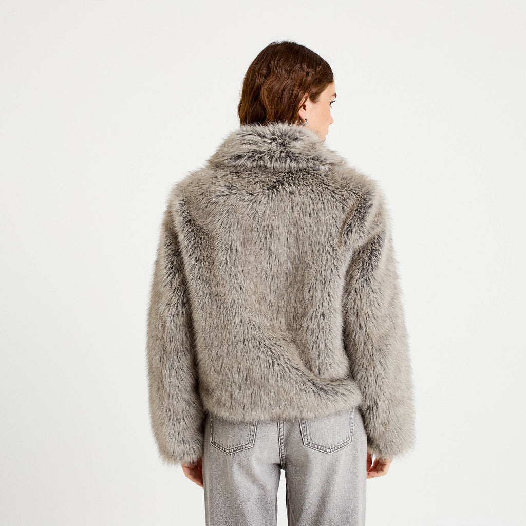 Cropped Faux Fur Jacket in Light Gray, view 2