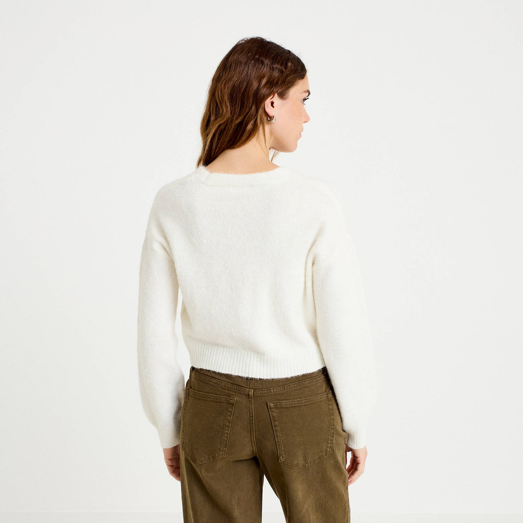 Cropped Fitted V-Neck Long Sleeve Cardigan in Ecru, view 2