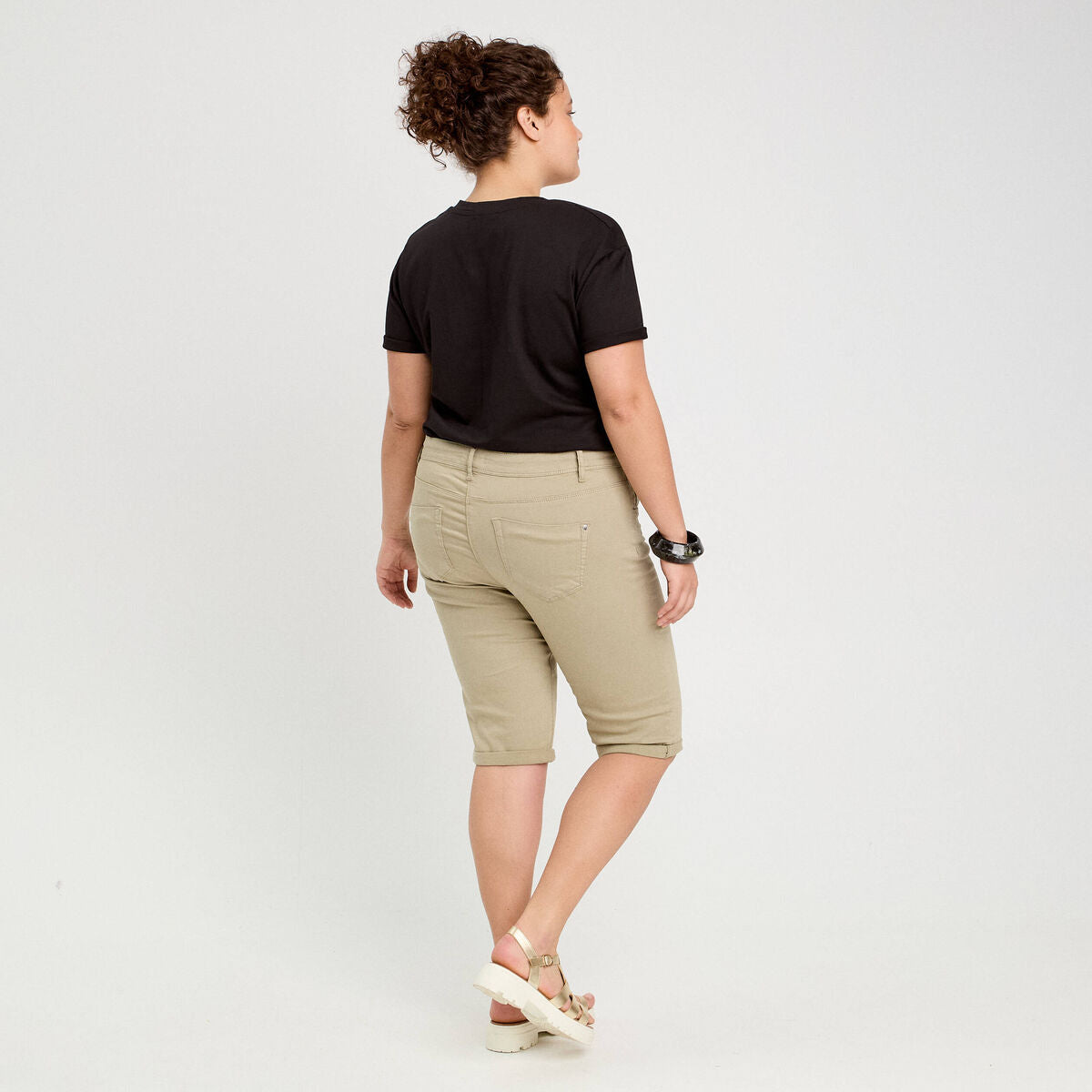 Pantacourt vert kaki femme