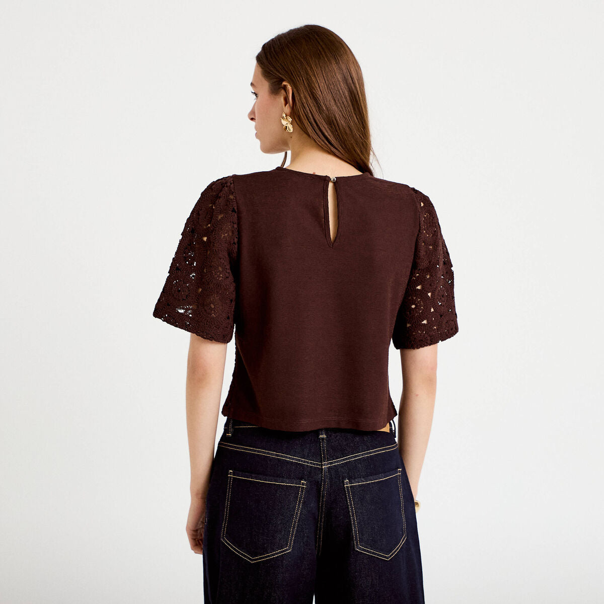 T-shirt macramé col rond marron foncé femme