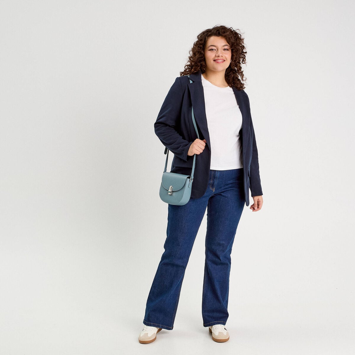 Veste blazer cintrée bleu marine femme