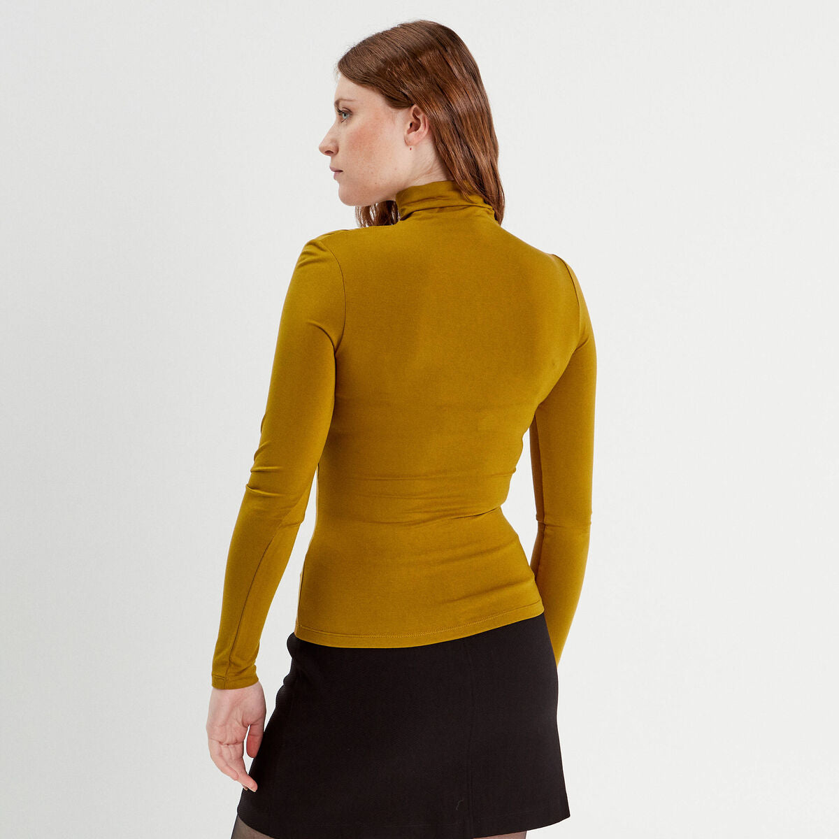 T-shirt drapé col montant jaune foncé femme