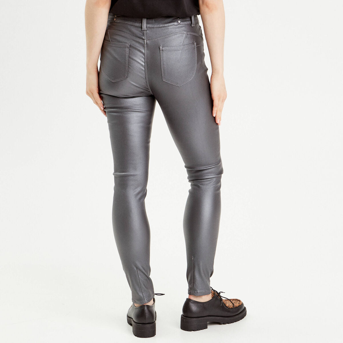 Pantalon skinny enduit gris foncé femme