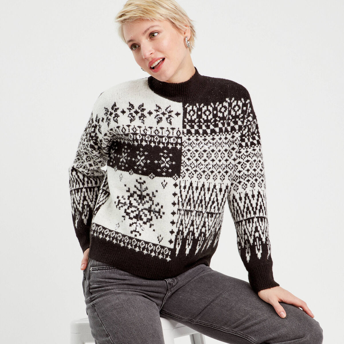 Pull col montant et sequins ecru femme
