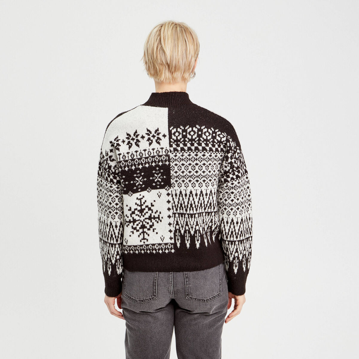 Pull col montant et sequins ecru femme