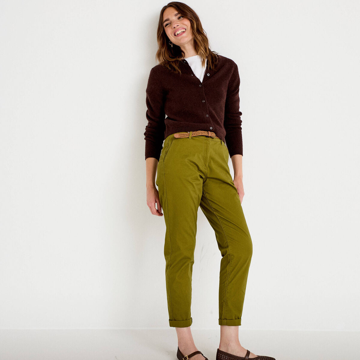 Pantalon chino 7/8ème vert kaki femme