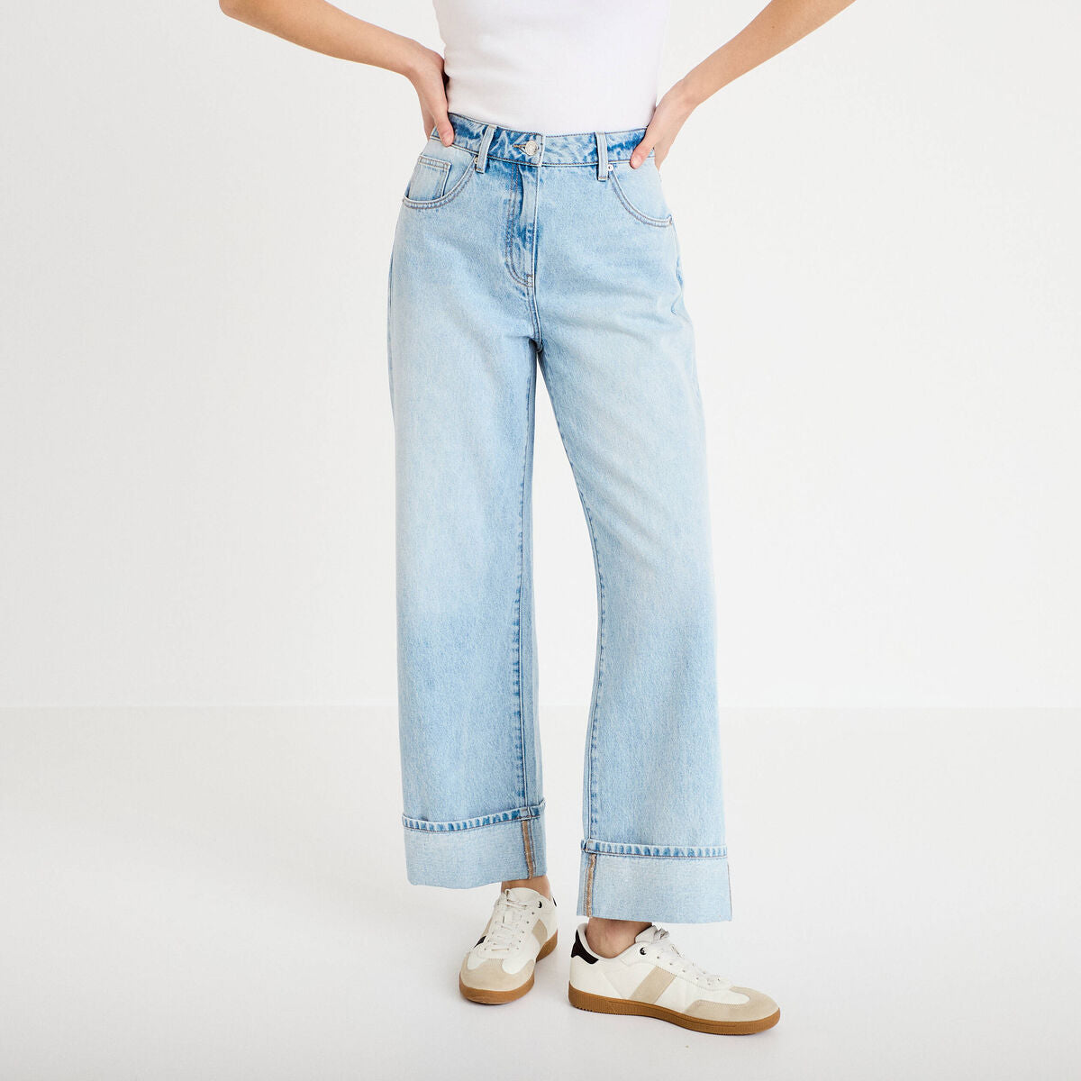 Jeans droit à revers denim triple stone femme