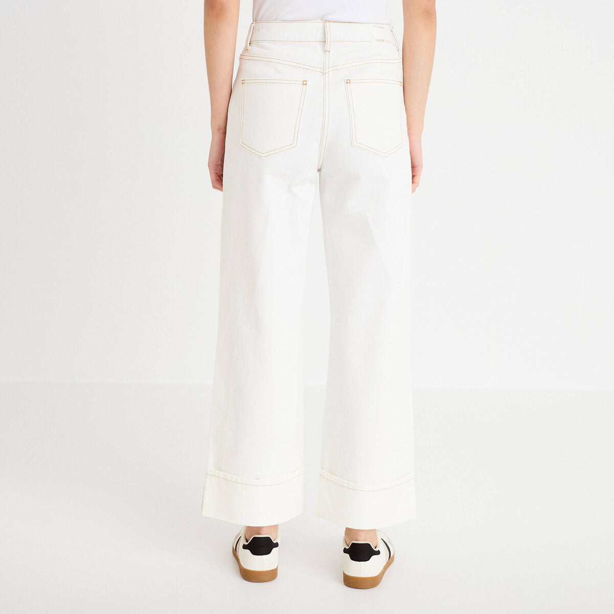 Jeans droit à revers denim blanc femme