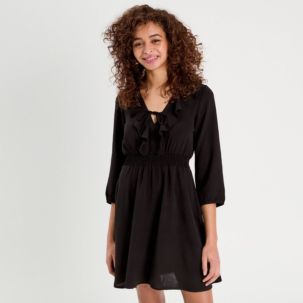 Robe évasée avec volants noir femme