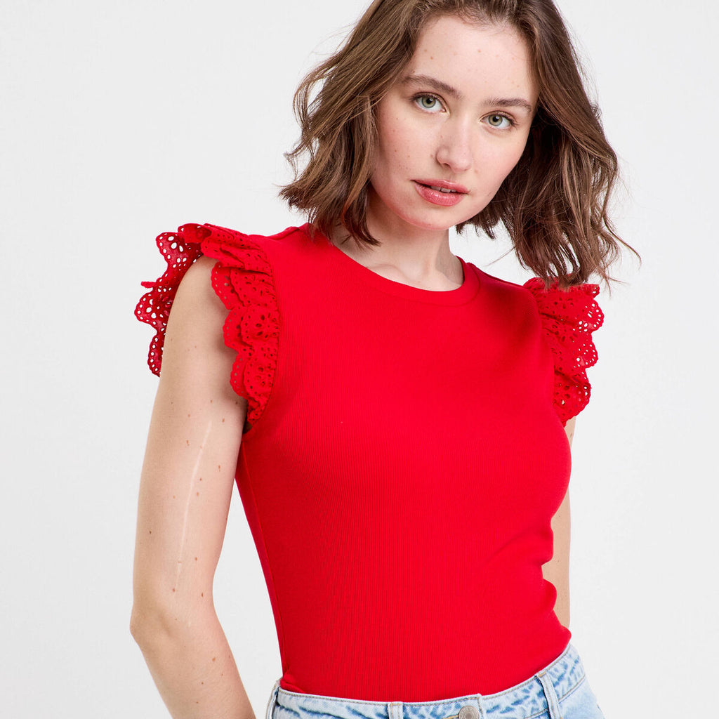 Débardeur volants brodés rouge femme