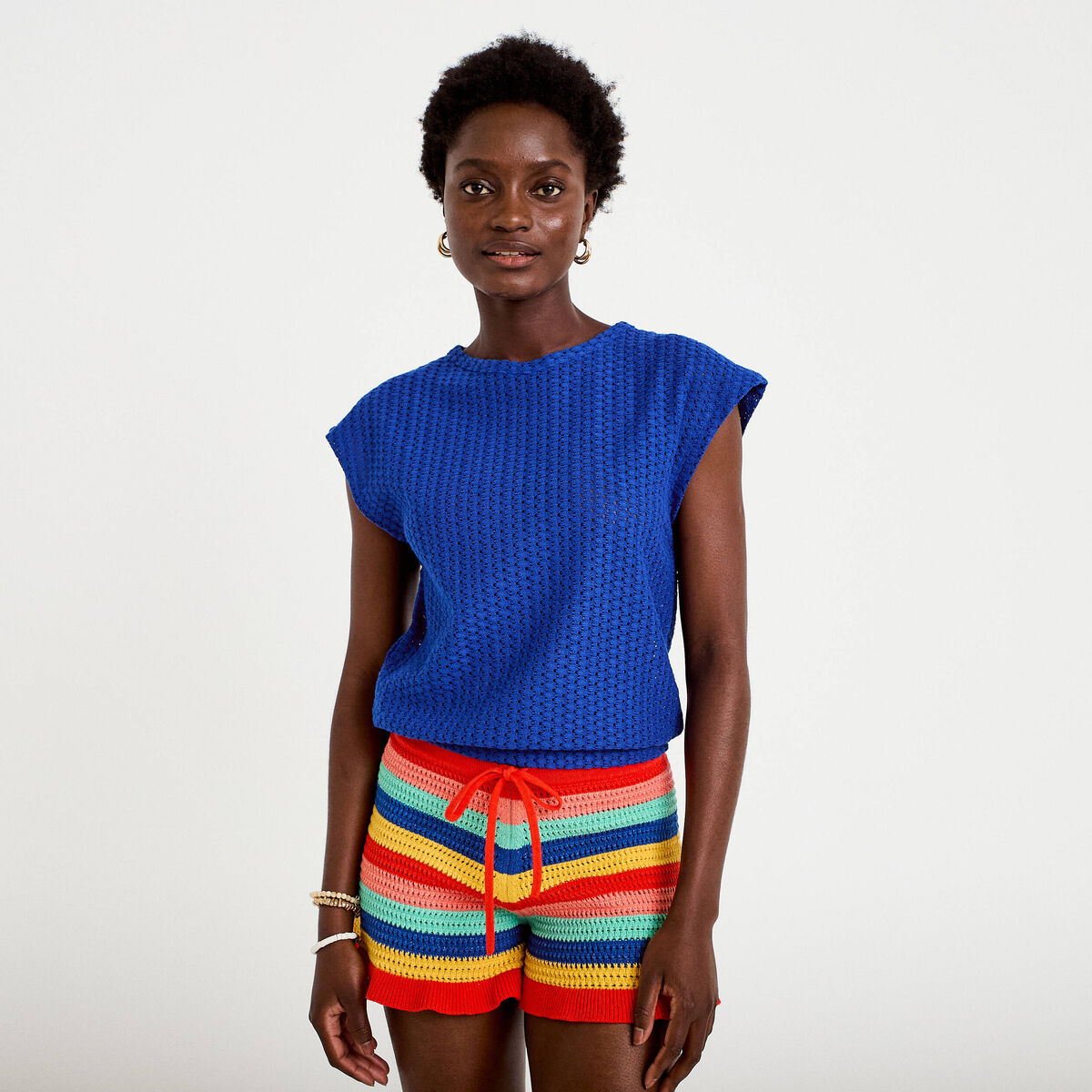 Débardeur ajouré bleu electrique femme