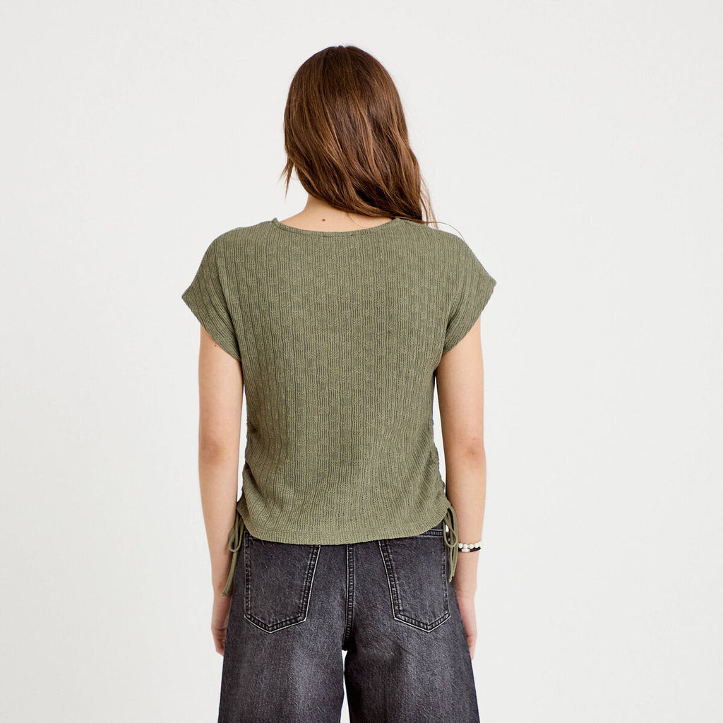 T-shirt ajouré détails cordons vert kaki femme