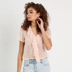 Top dentelle et volants rose clair femme
