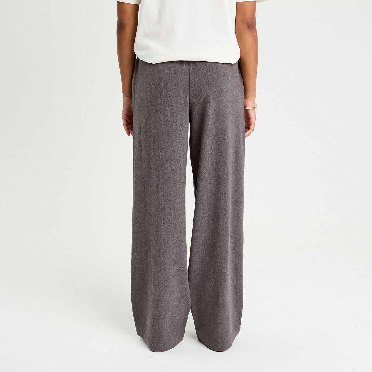 Pantalon large gris foncé femme