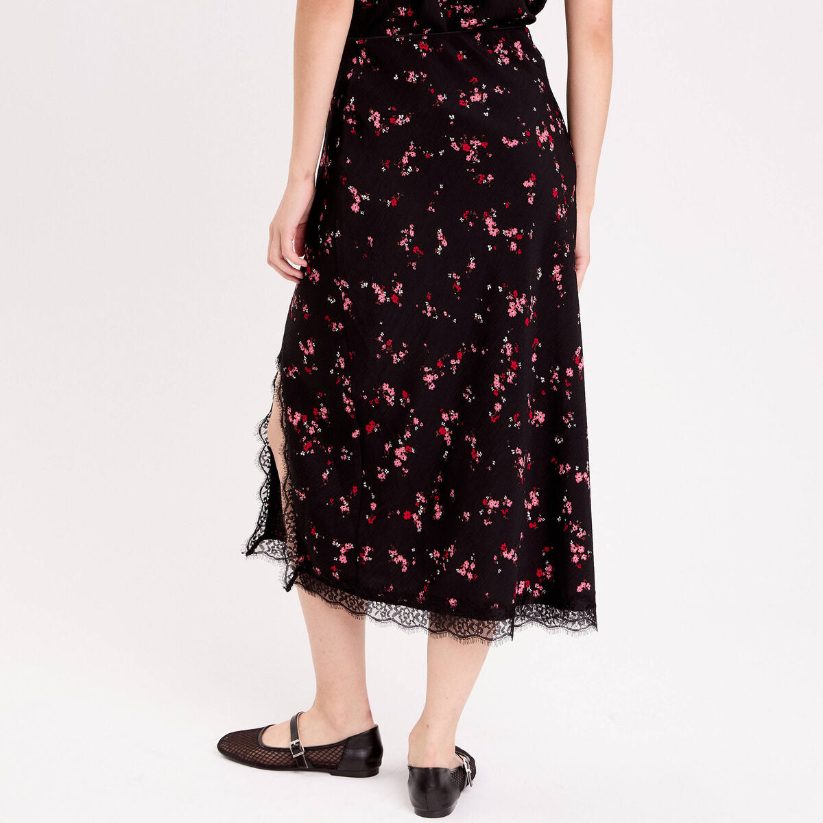 Jupe évasée 3/4 détail dentelle noir femme