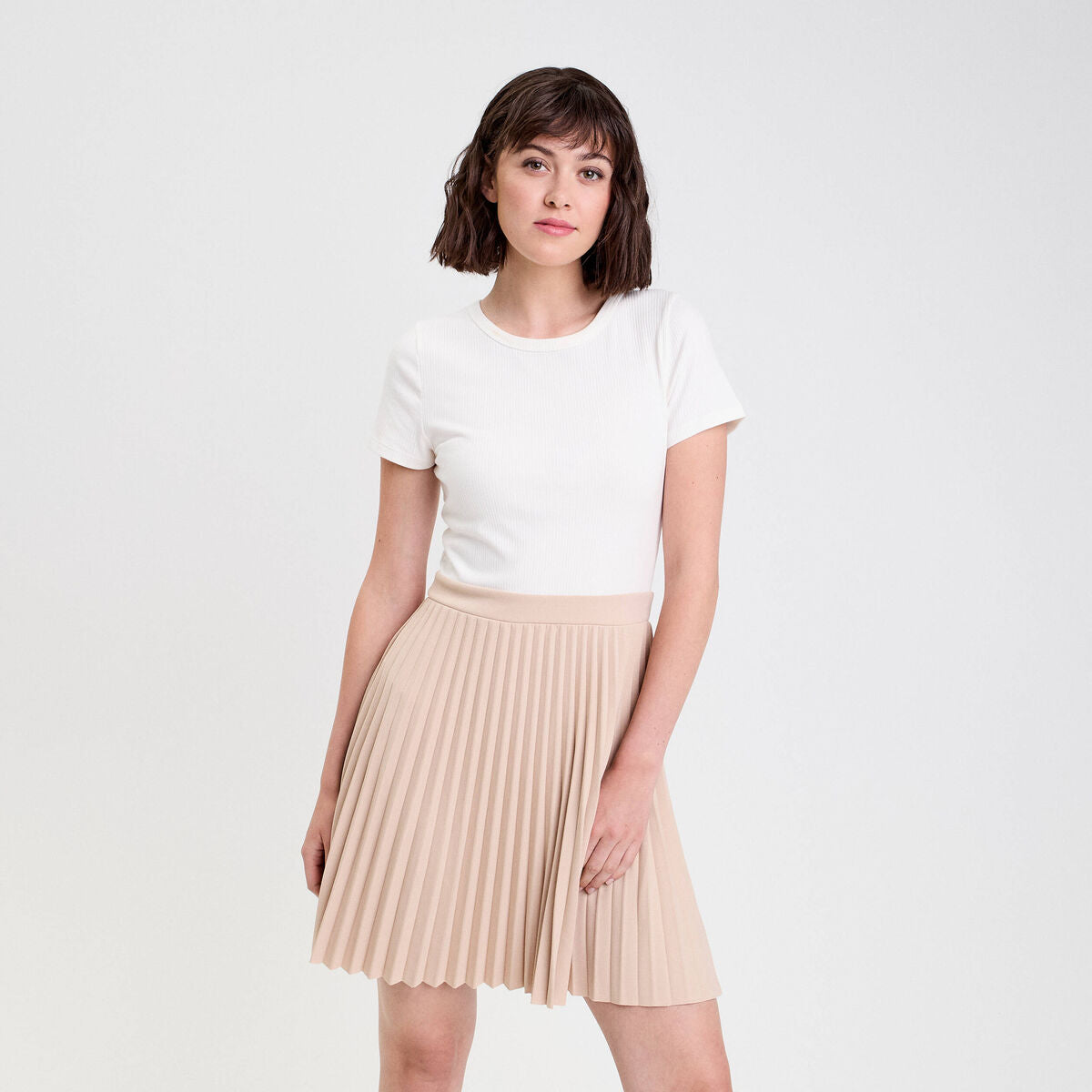 Robe droite plissée sable femme