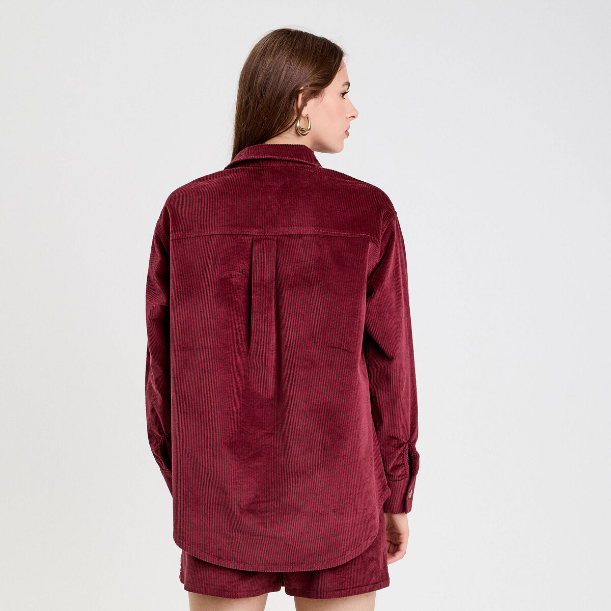 Chemise oversize en velours bordeaux femme