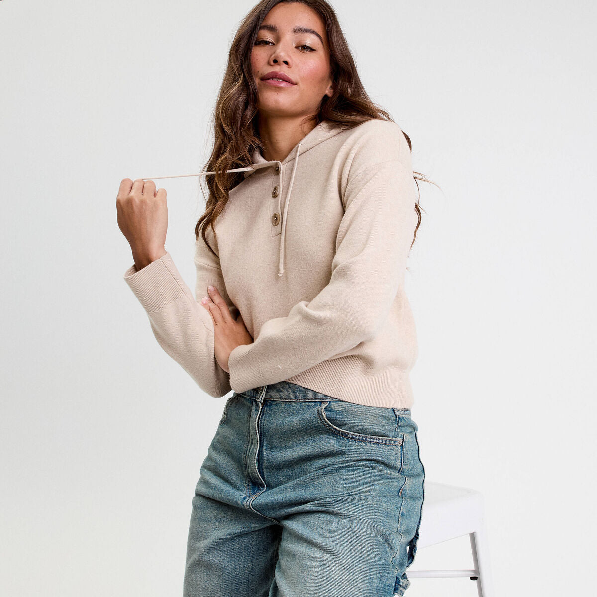 Pull à capuche manches longues beige femme