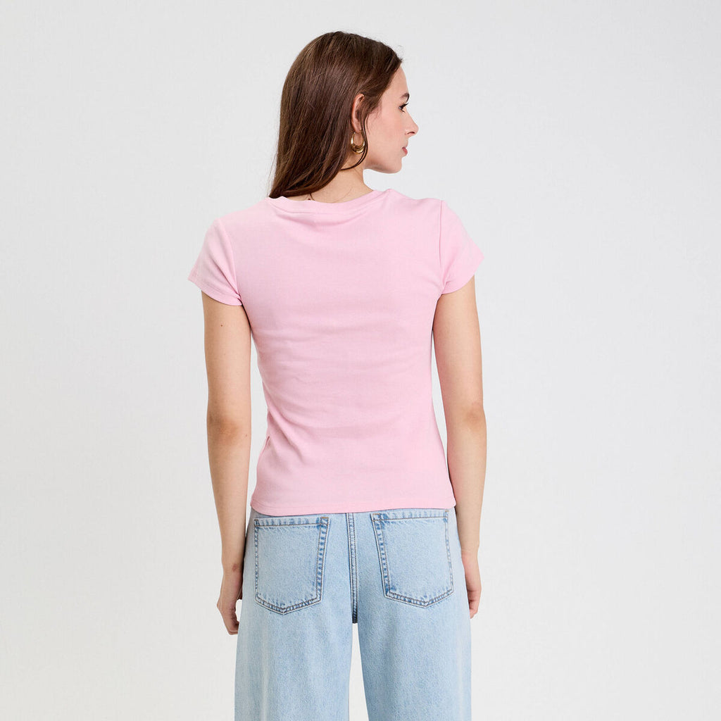Top ajusté col rond manches courtes rose poudrée femme