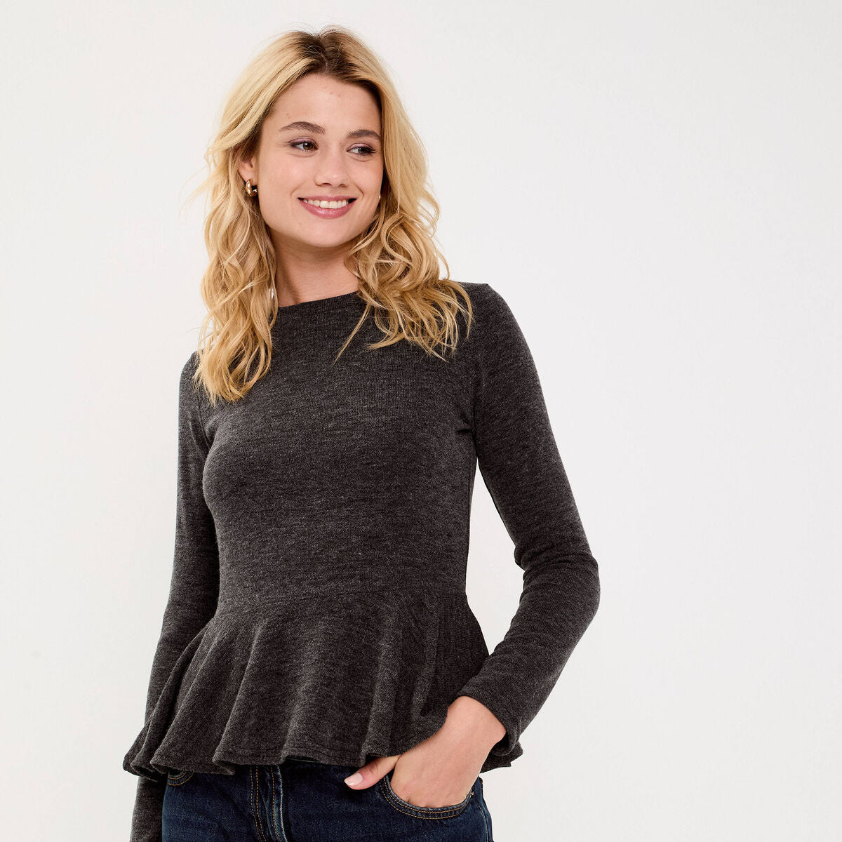 Pull ajusté court manches longues gris foncé femme