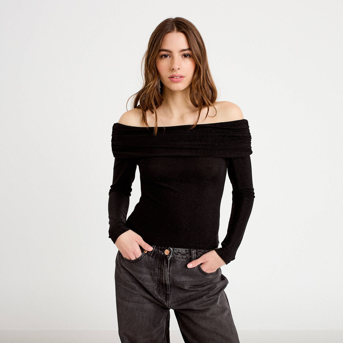 T-shirt col bardot brillant noir femme