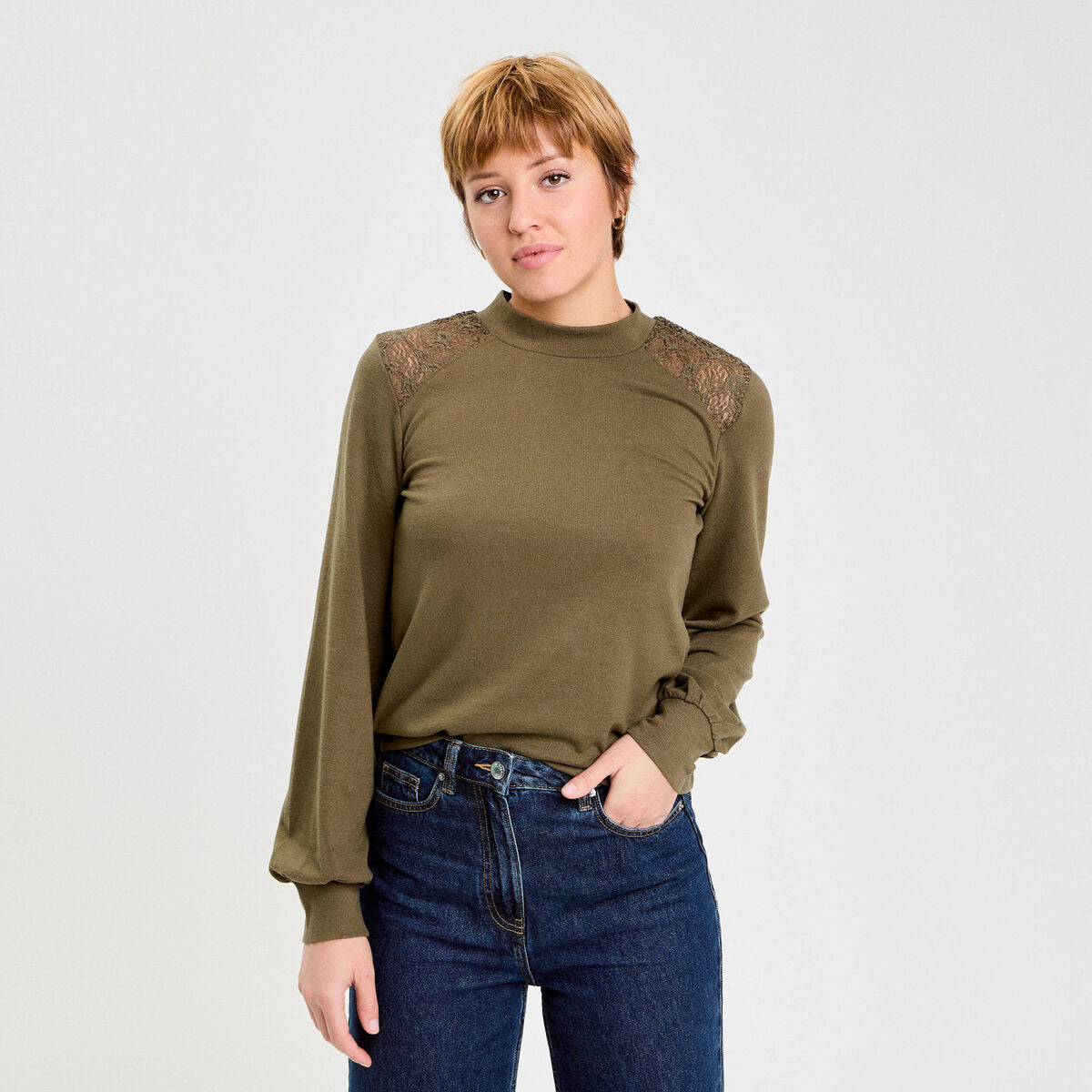T-shirt manches longues détails ajourés vert kaki femme