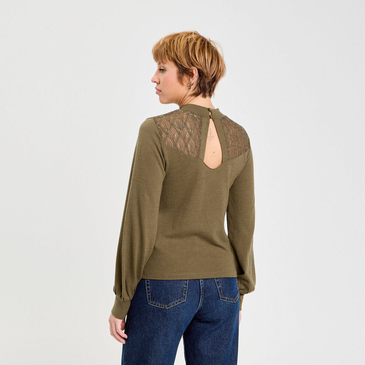 T-shirt manches longues détails ajourés vert kaki femme