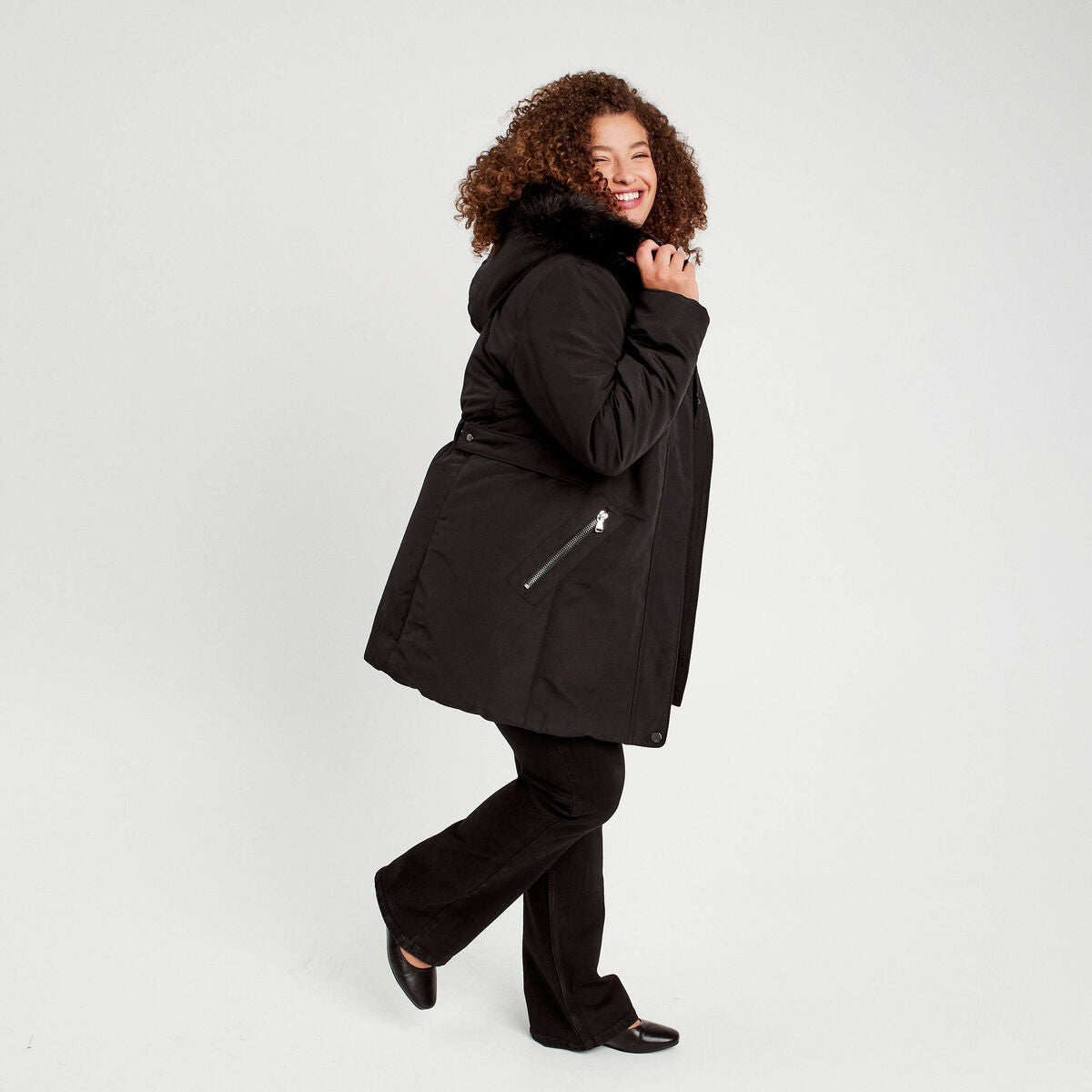 Parka à capuche fausse fourrure noir femme