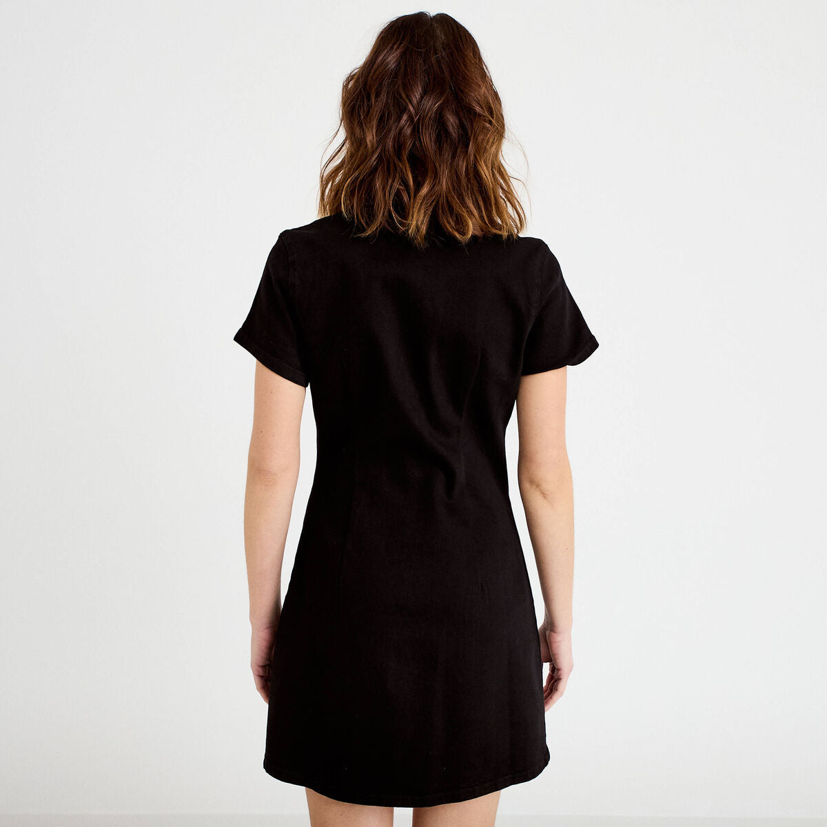 Robe courte trapèze en jean col chemise noir femme