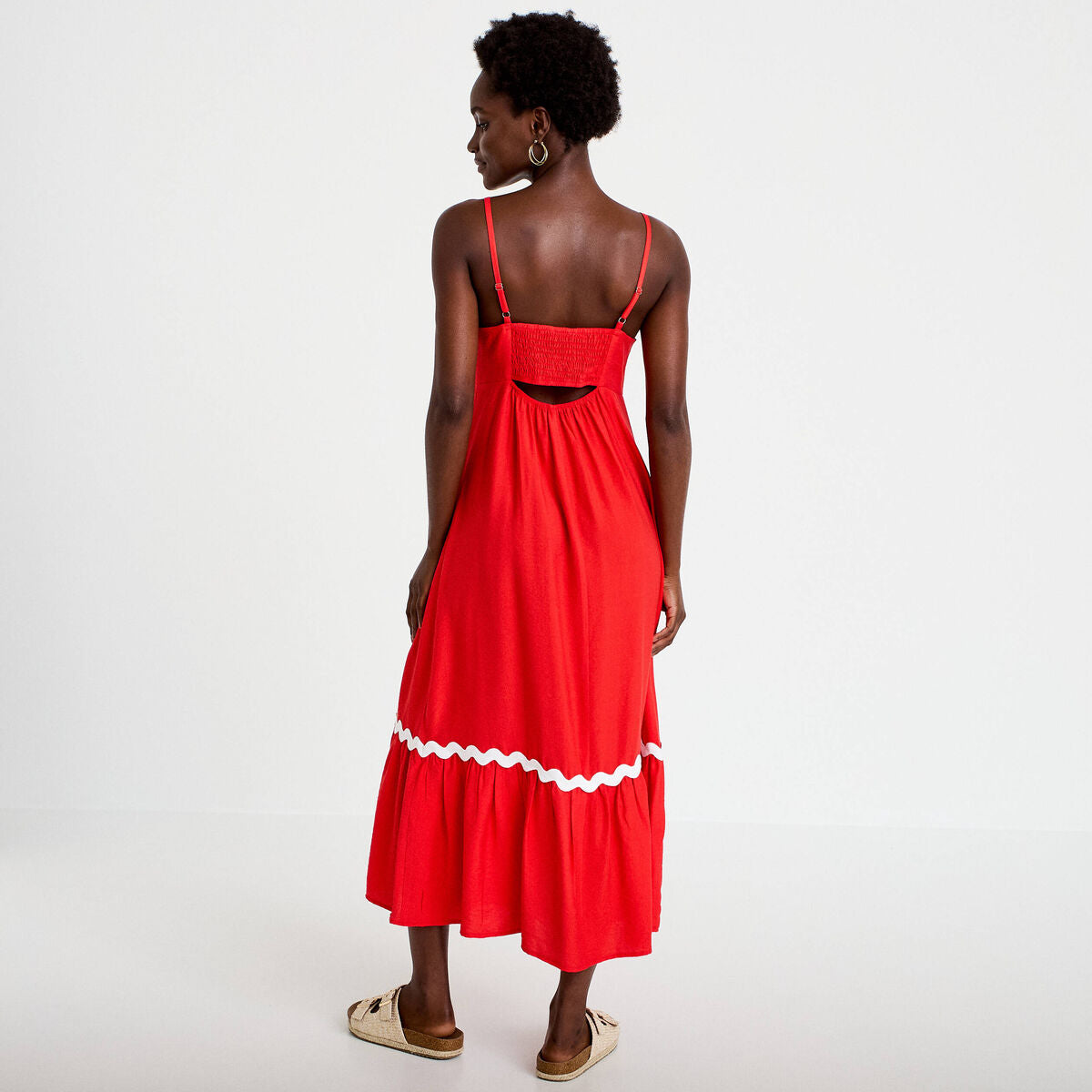 Robe longue évasée col v crêpe rouge femme
