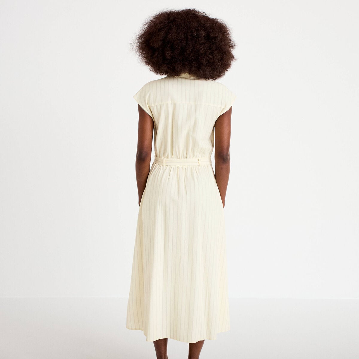 Robe midi évasée manches très courtes jaune pastel femme