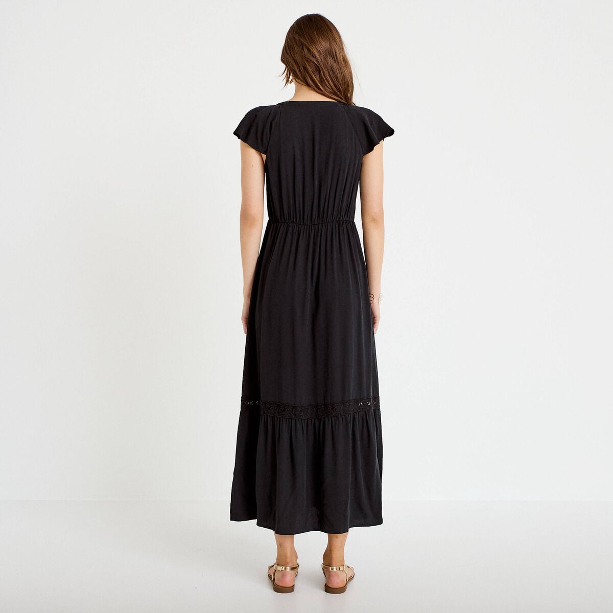 Robe longue évasée col v manches courtes noir femme