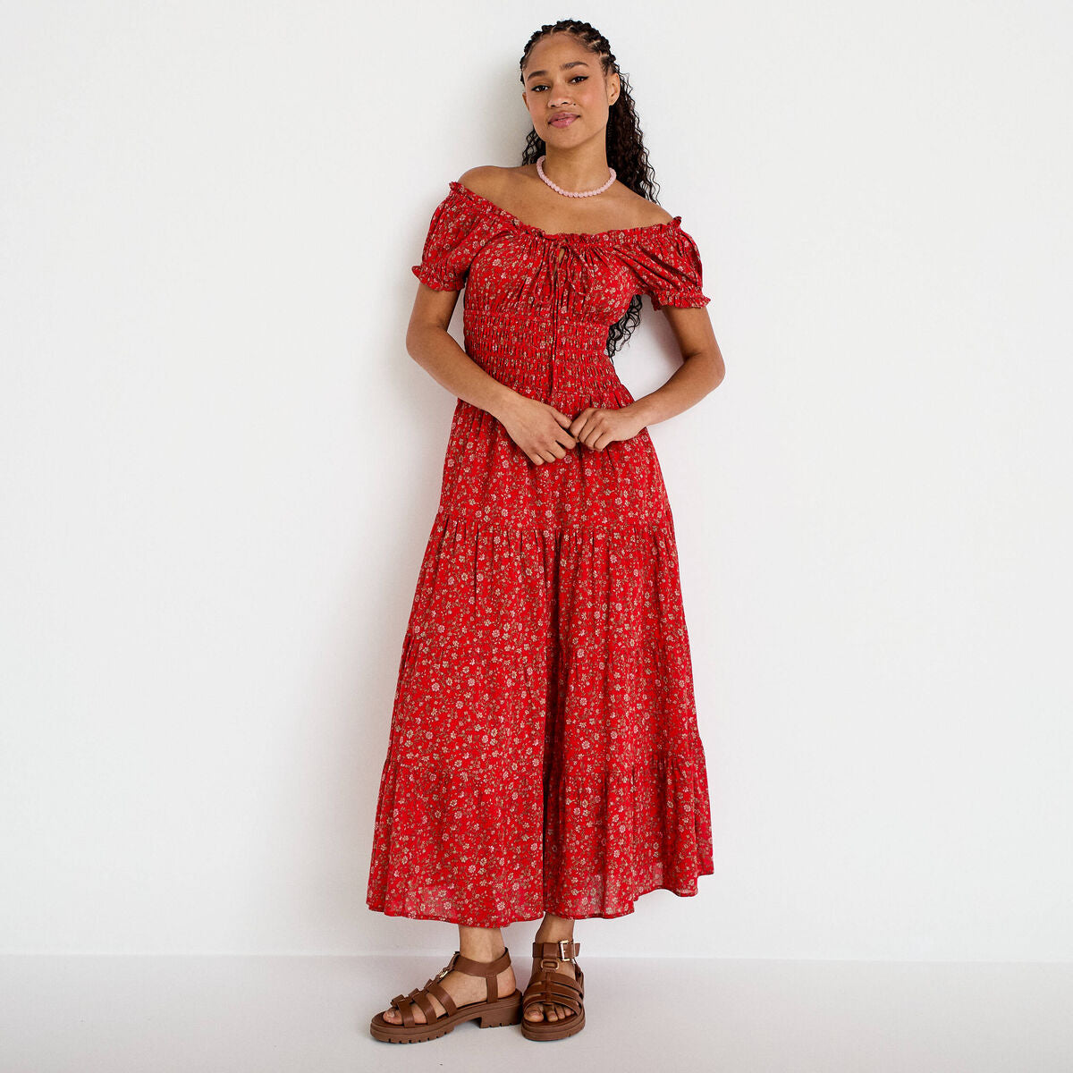 Robe longue évasée col carré rouge femme