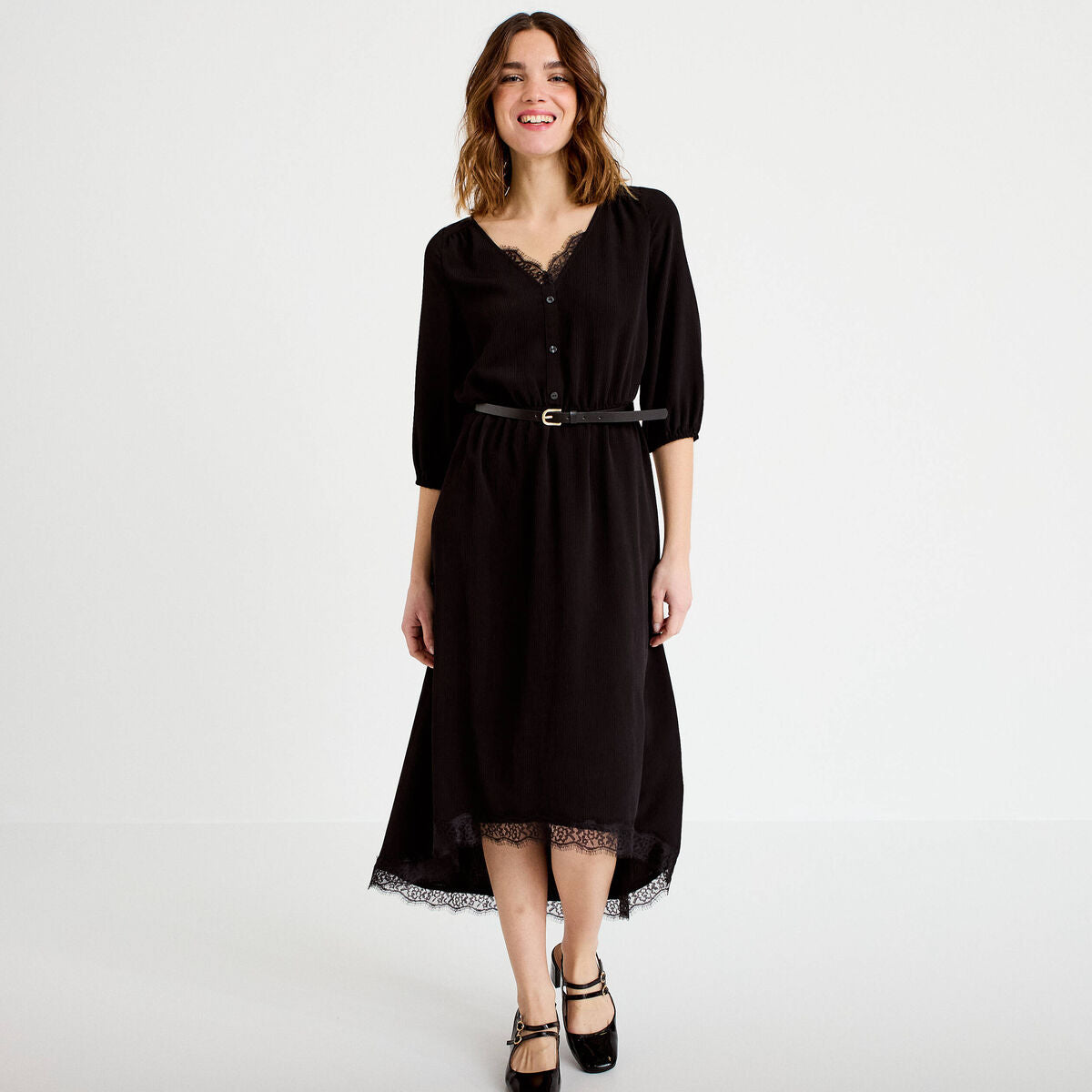 Robe longue évasée col v dentelle noir femme