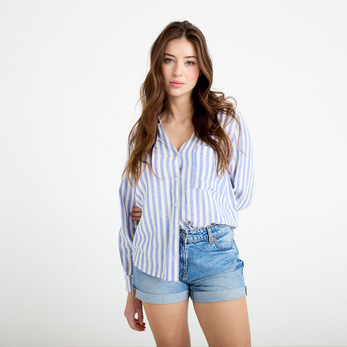 Chemise lin col V manches longues blanc femme