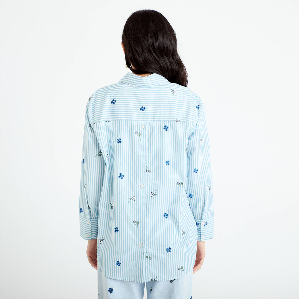 Chemise oversize brodée Bridgerton bleu clair femme