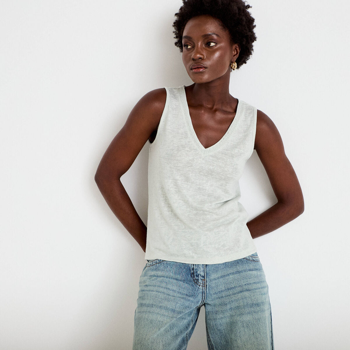 Débardeur col v gris argent femme