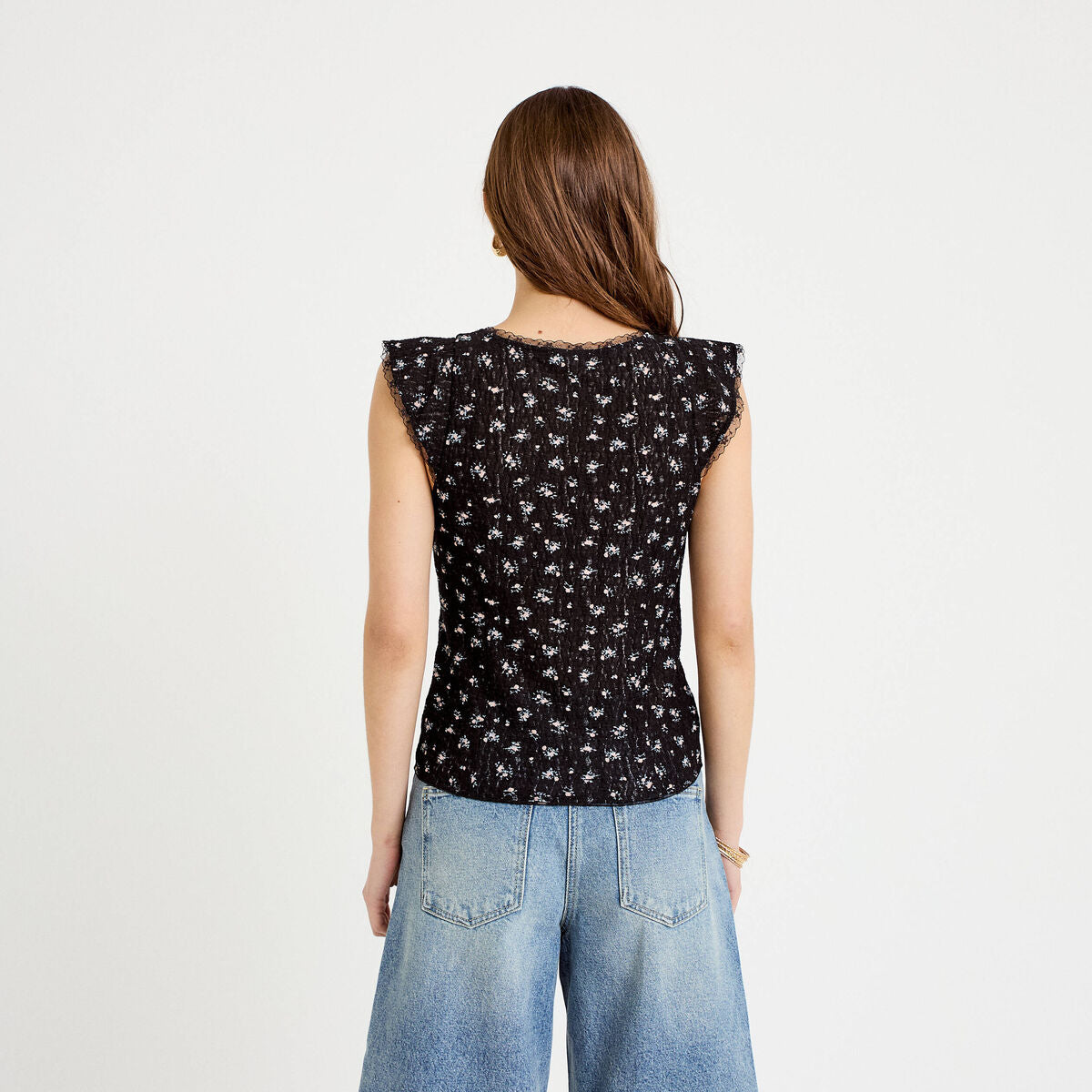 Top boutonné détails dentelle noir femme