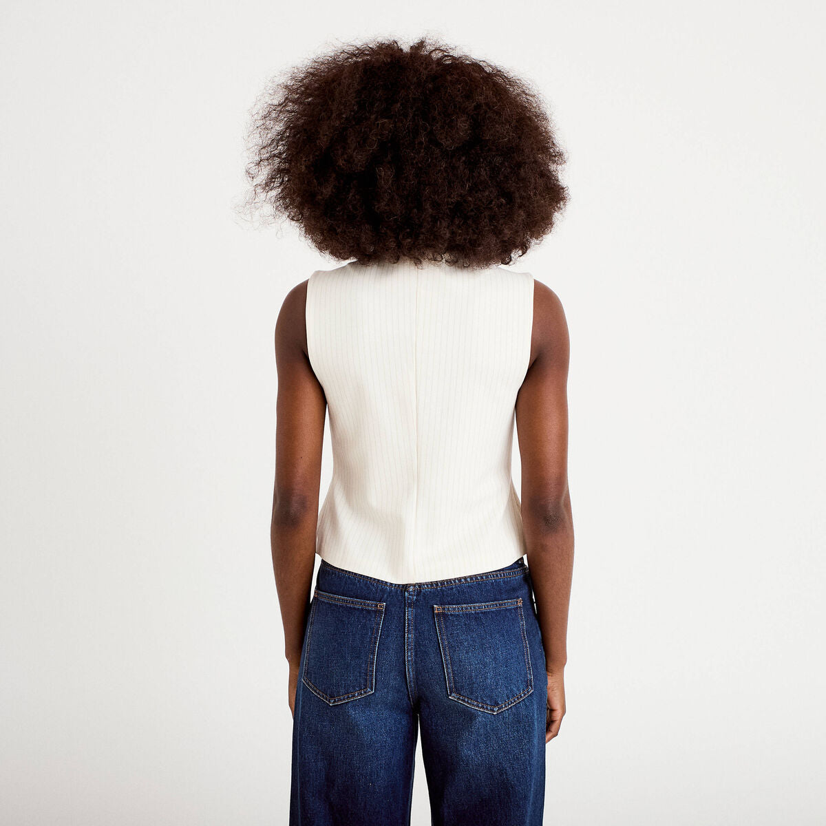 Gilet ajusté sans manches col rond ecru femme