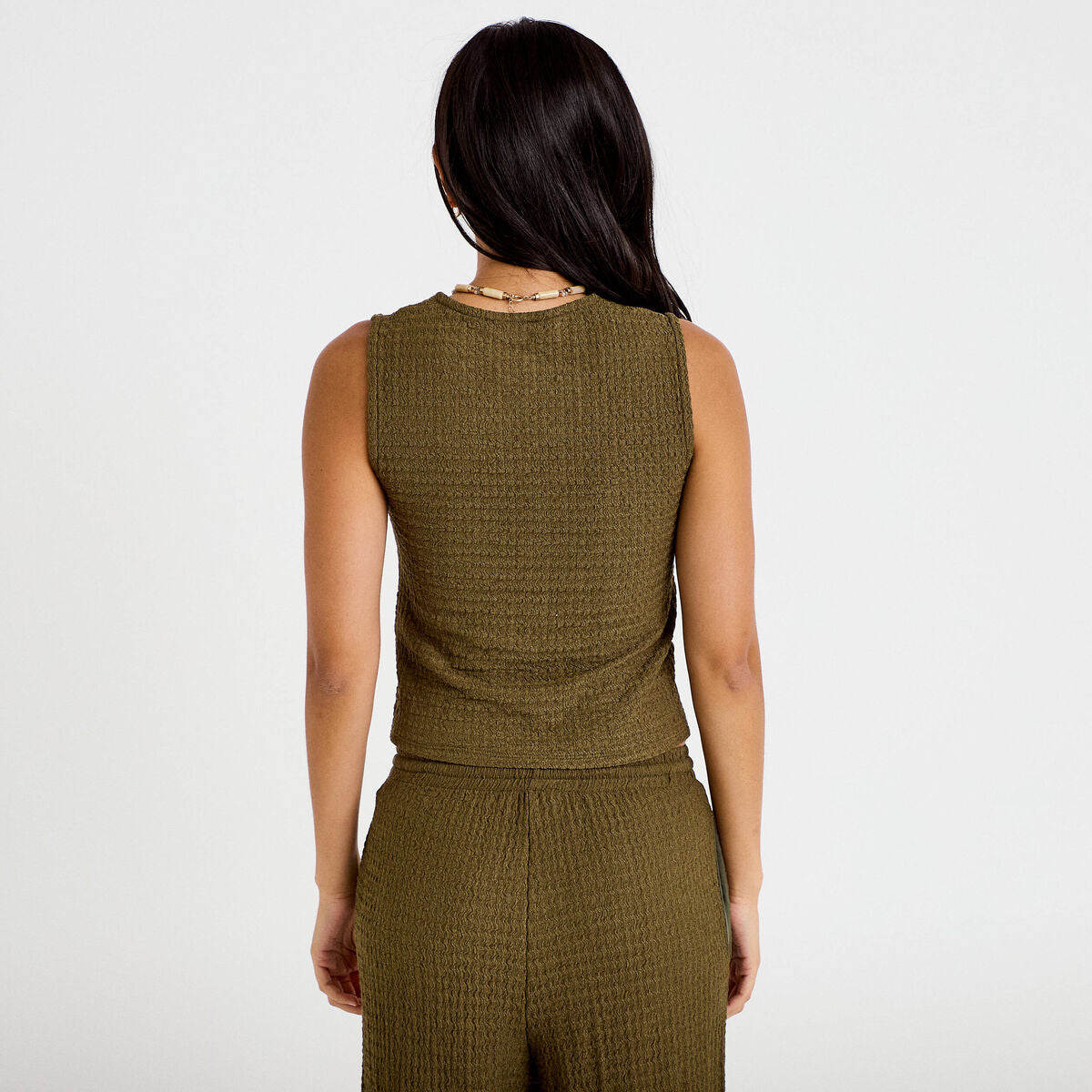 Gilet cintré sans manches col v vert kaki femme