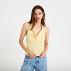 Top ajusté sans manches col bénitier jaune pastel femme
