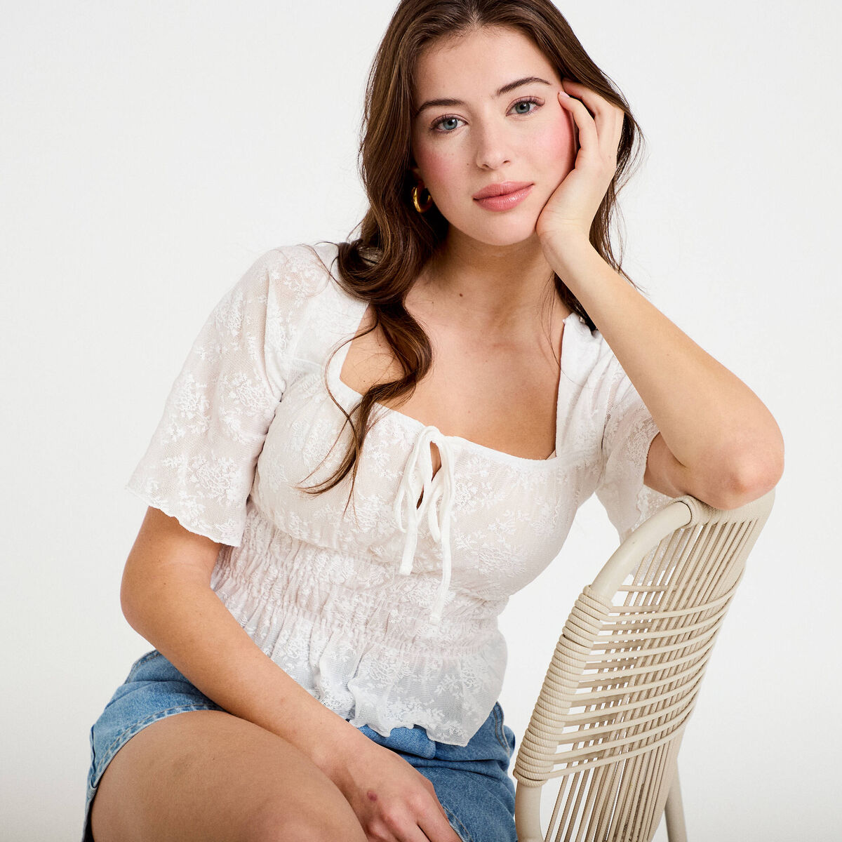 Blouse cintrée col carré dentelle ecru femme
