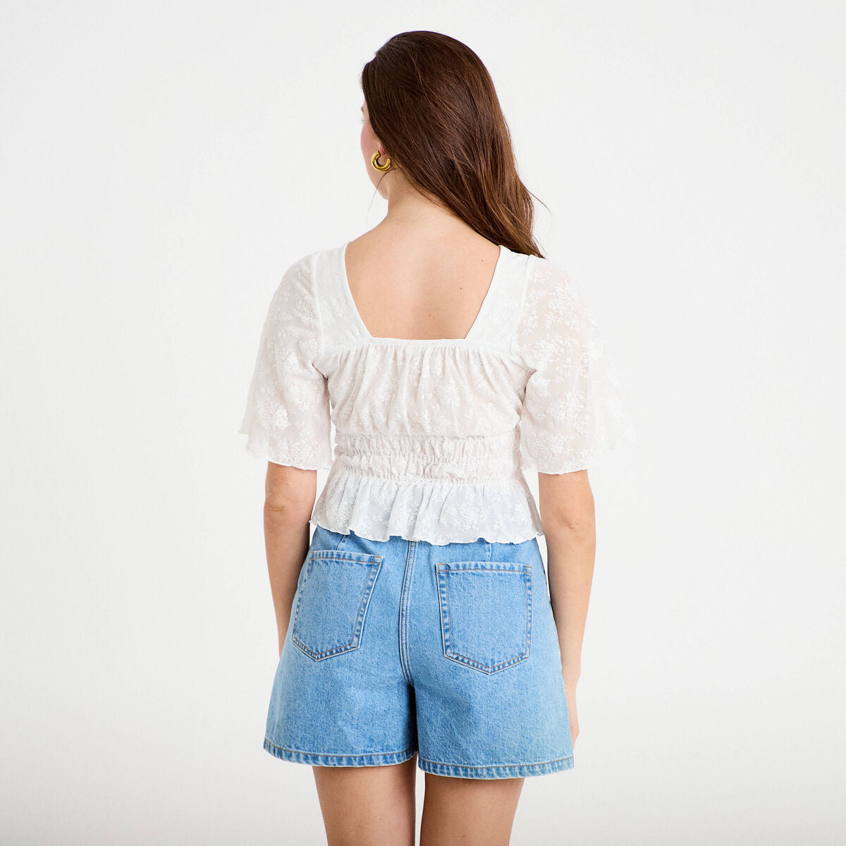 Blouse cintrée col carré dentelle ecru femme