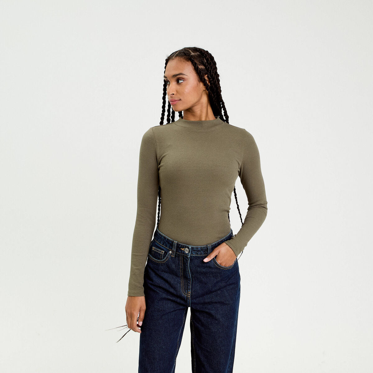 Top ajusté côtelé col montant vert kaki femme