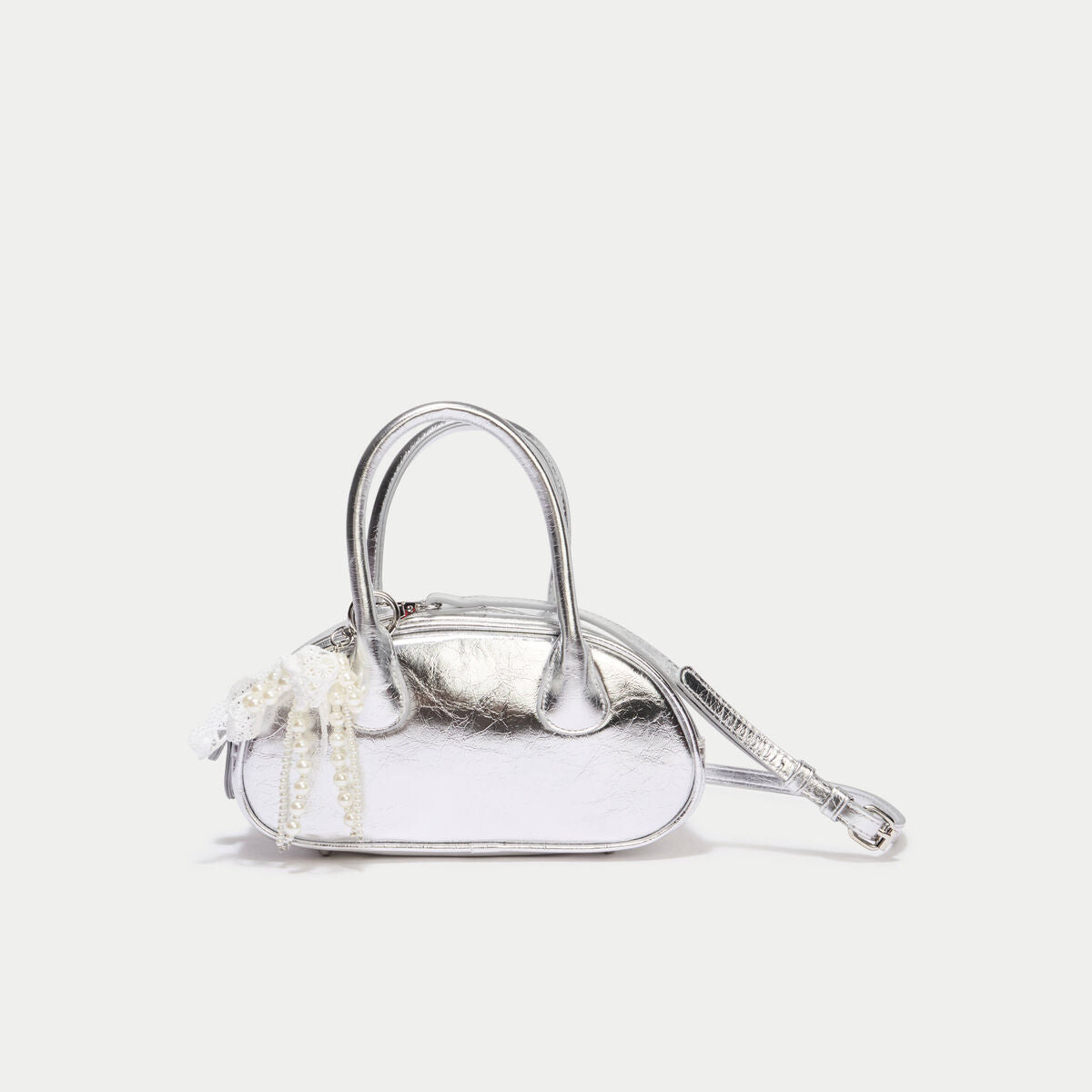 Sac porté main couleur argent femme
