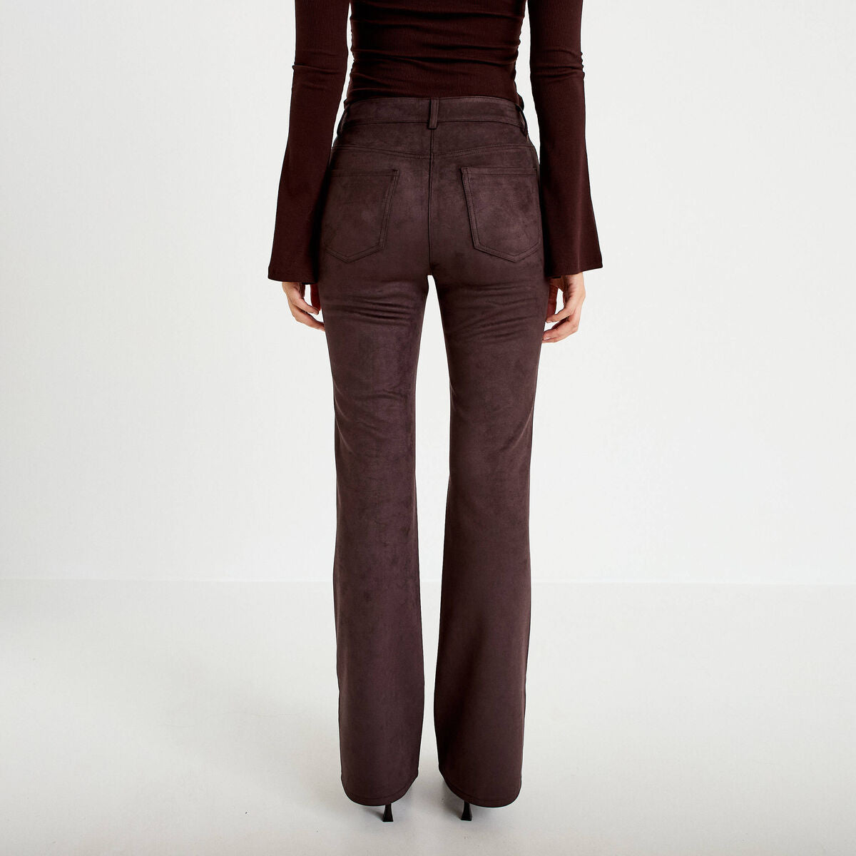 Pantalon bootcut aspect daim marron foncé femme