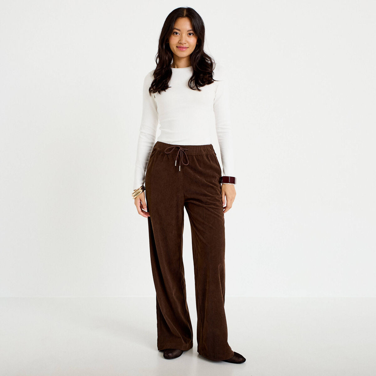 Pantalon bootcut taille standard velours marron foncé femme