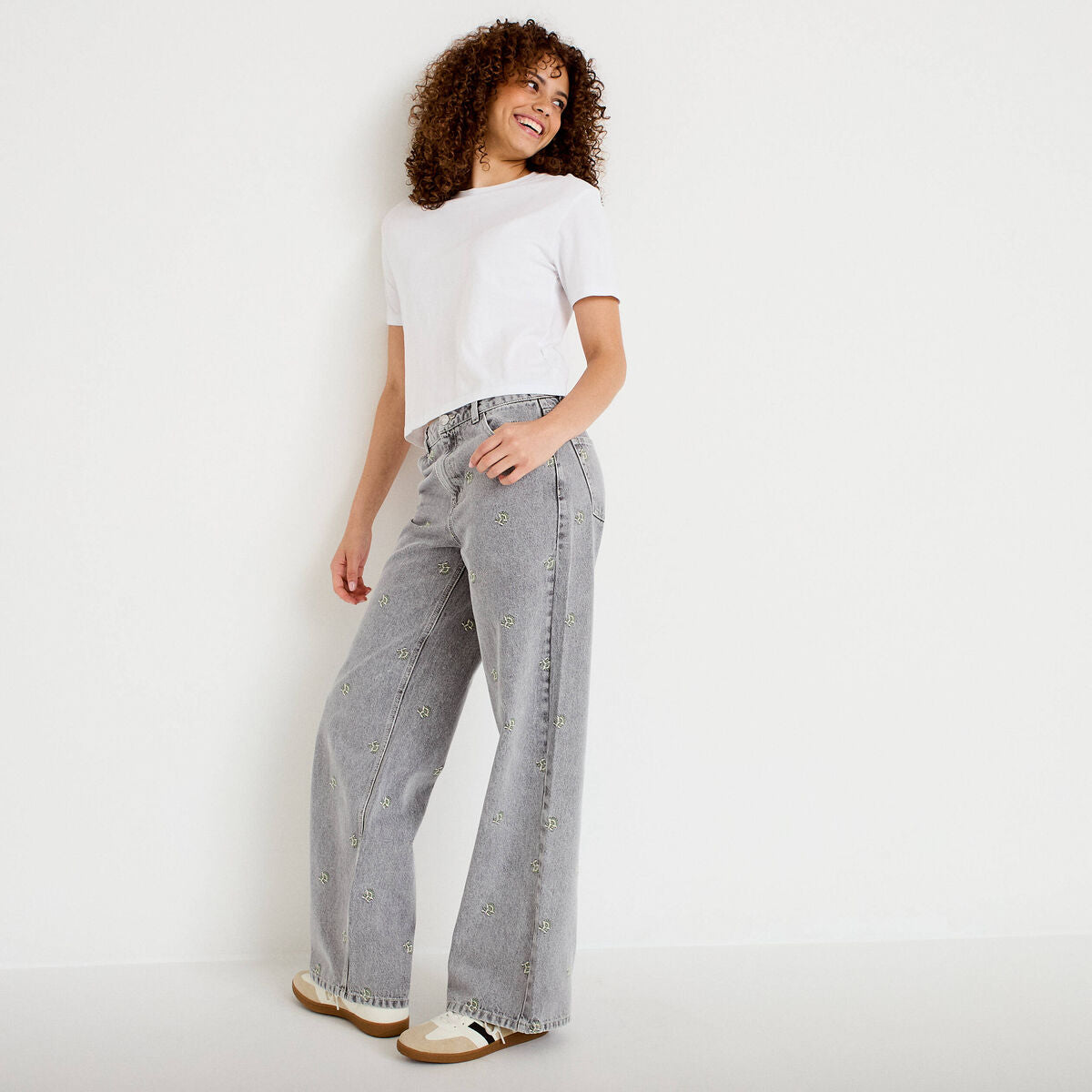 Jean wide leg taille haute brodé denim gris femme