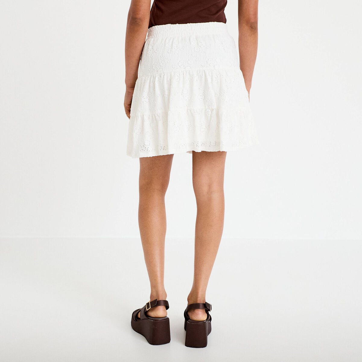 Jupe courte évasée en maille ecru femme