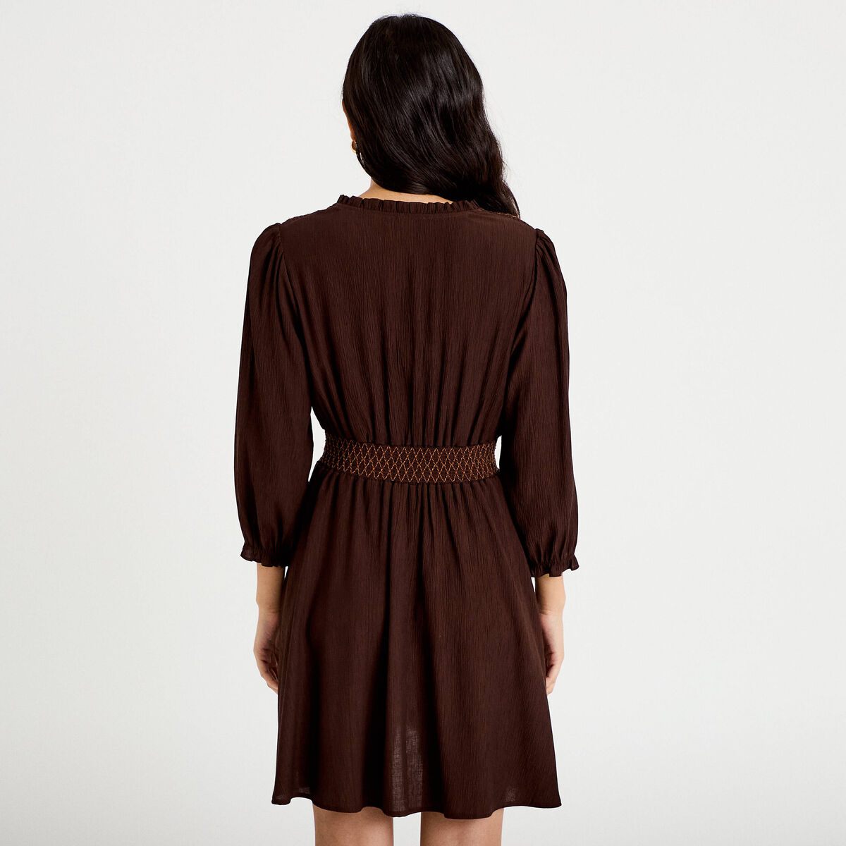Robe courte évasée col v manches 3/4 marron foncé femme